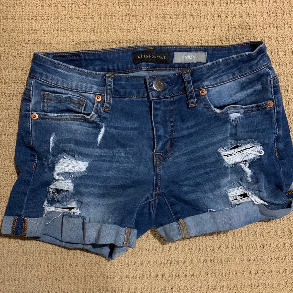 Aeropostale distressed jean shorts, size 2